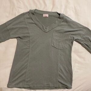 Green V-Neck Long Sleeve Top